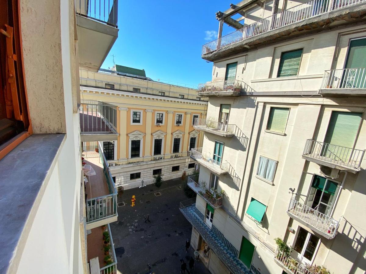 Casa Vacanze Salerno Al Corso Exterior photo